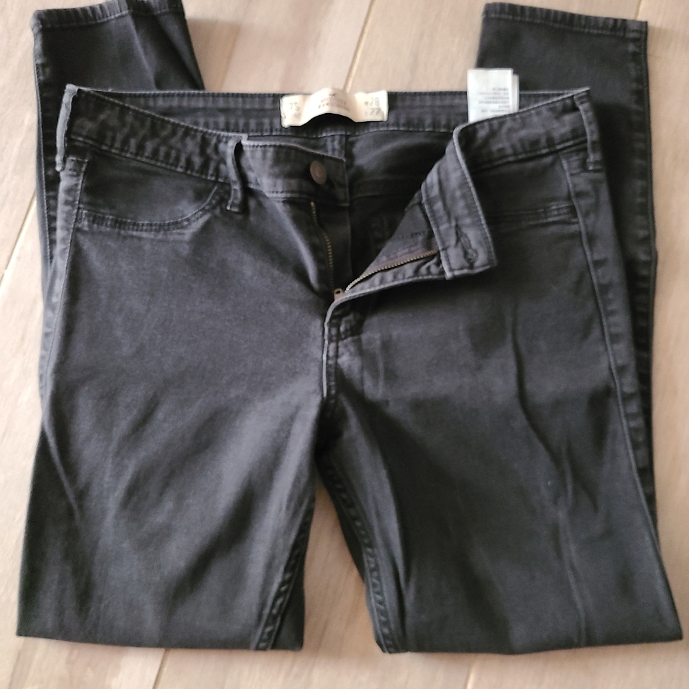 Hollister black jean leggings 7s